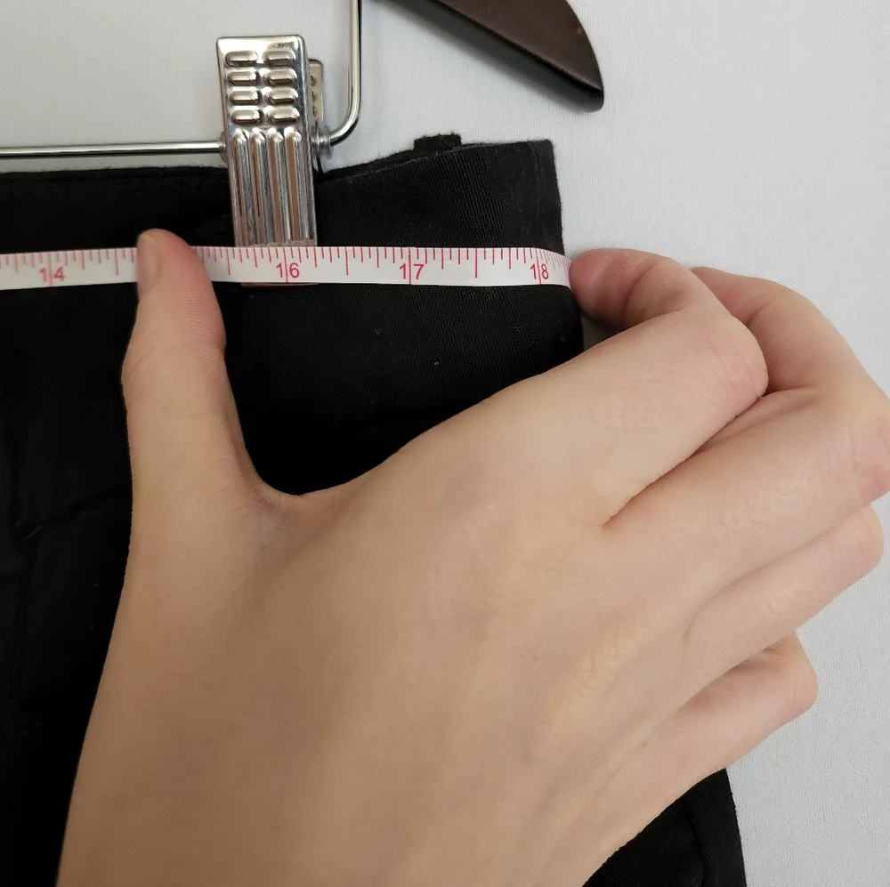 Dockers Medium Weight Black Slacks size 14 - Picture 4 of 9